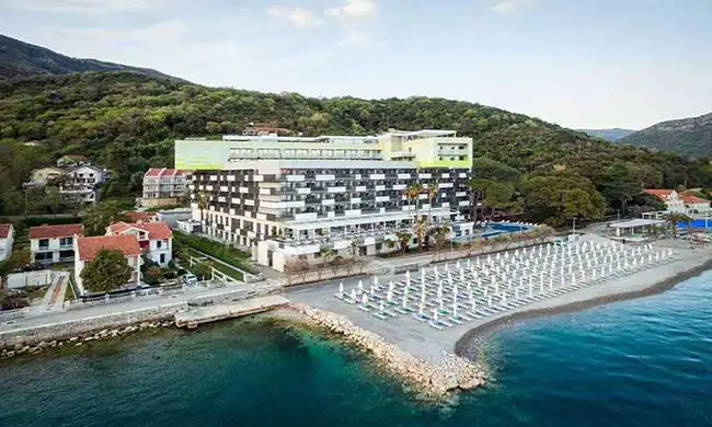 Carine Hotel Park